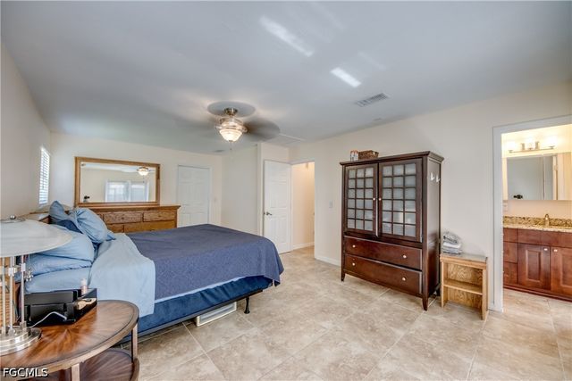 8524 Dartmouth ST, Fort Myers, FL 33907