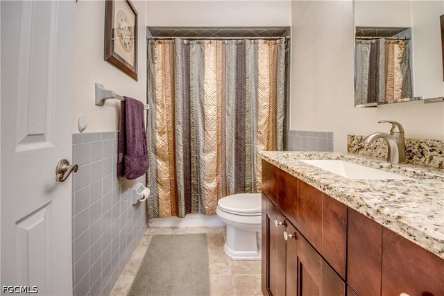 8524 Dartmouth ST, Fort Myers, FL 33907