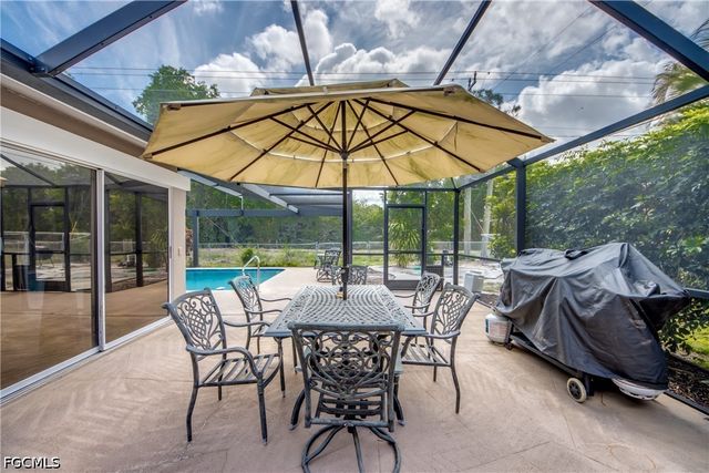 8524 Dartmouth ST, Fort Myers, FL 33907