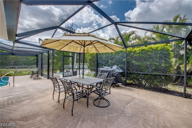8524 Dartmouth ST, Fort Myers, FL 33907