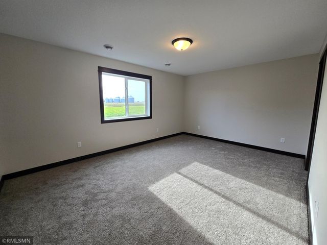 317 Falcon Run, Eagle Lake, MN 56024