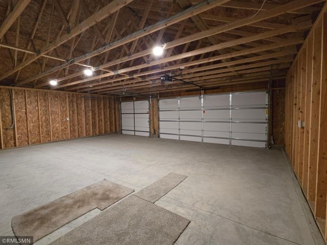 317 Falcon Run, Eagle Lake, MN 56024