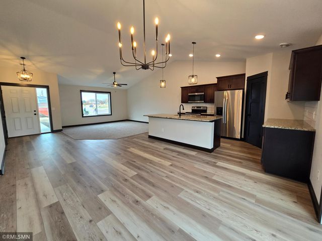 317 Falcon Run, Eagle Lake, MN 56024