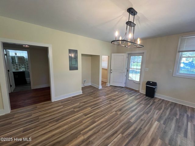 10140 N College Street, Clarkton, NC 28433