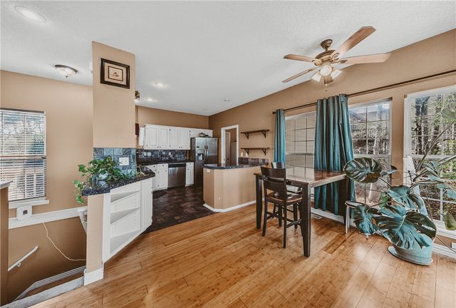 37 Cambria Drive, Bella Vista, AR 72715