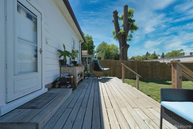 2700 Hallman Avenue, Waterford Charter Township, MI 48328