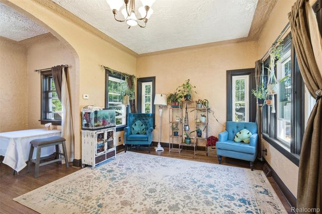 2700 Hallman Avenue, Waterford Charter Township, MI 48328