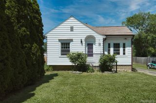 2700 Hallman Avenue, Waterford Charter Township, MI 48328