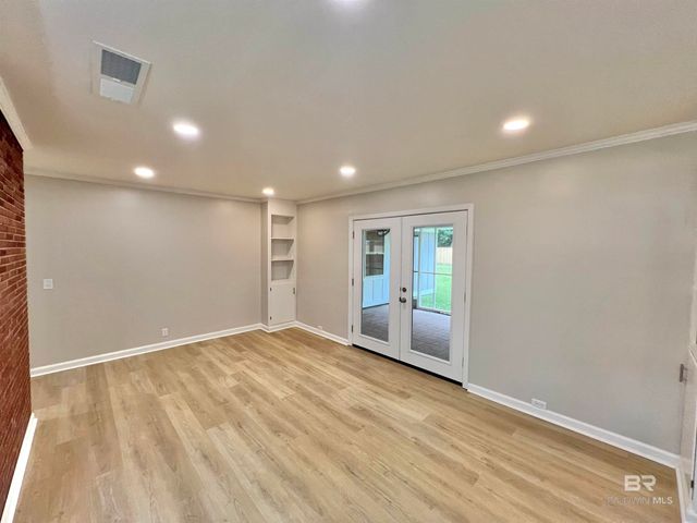 618 S Carney Street, Atmore, AL 36502