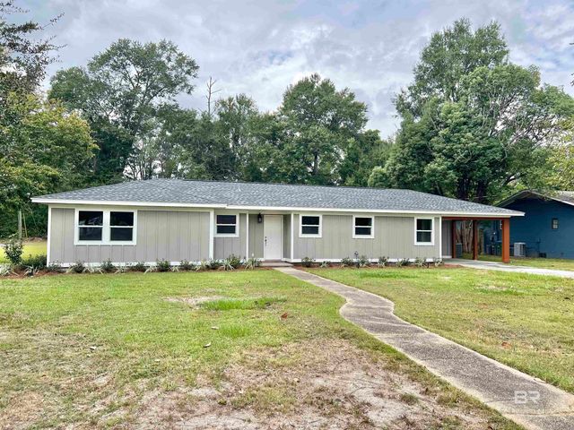 618 S Carney Street, Atmore, AL 36502