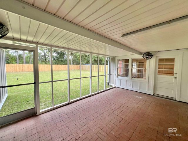 618 S Carney Street, Atmore, AL 36502