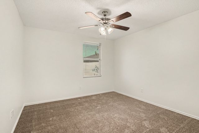 1404 Sunflower Court, Burleson, TX 76028