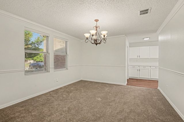 1404 Sunflower Court, Burleson, TX 76028