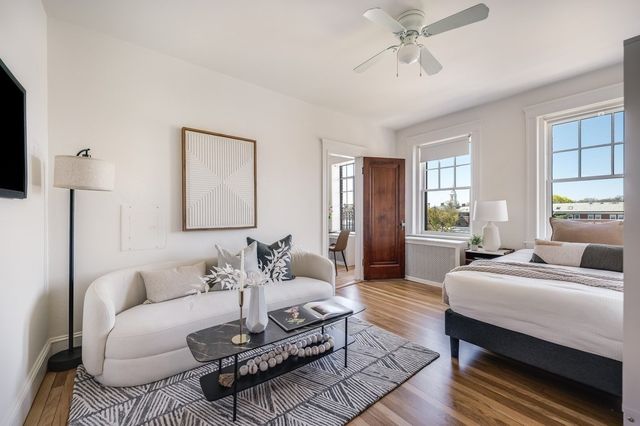 42 Linnaean Street 14, Cambridge, MA 02138