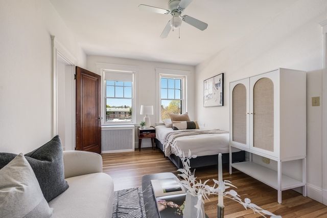 42 Linnaean Street 14, Cambridge, MA 02138