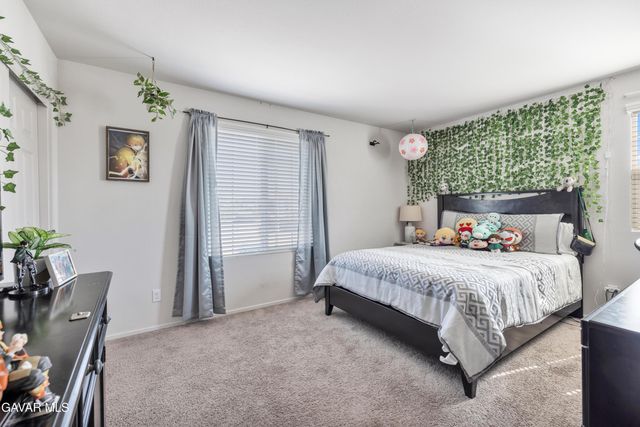 37913 Avenida De Diego, Palmdale, CA 93552