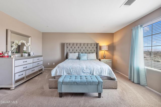 37913 Avenida De Diego, Palmdale, CA 93552