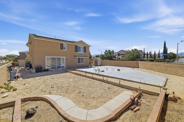 37913 Avenida De Diego, Palmdale, CA 93552