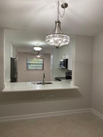 23466 SW 57th Avenue 510, Boca Raton, FL 33428