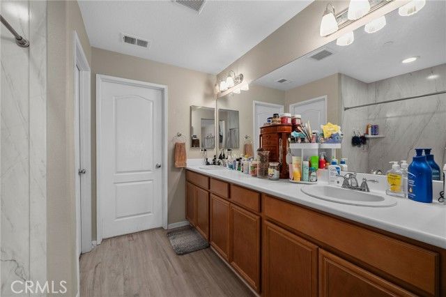 15723 Parkhouse, Fontana, CA 92336