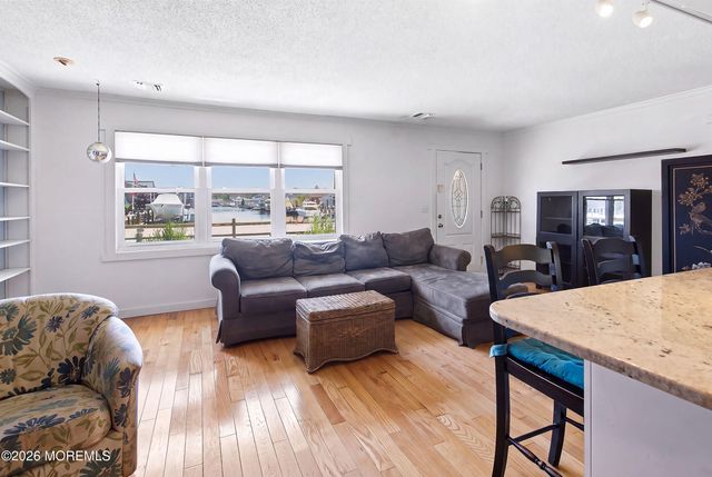 3156 Peddie Street, Toms River, NJ 08753
