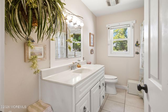 3156 Peddie Street, Toms River, NJ 08753