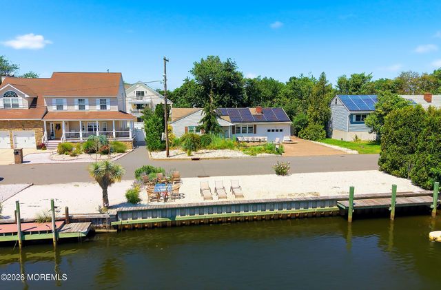 3156 Peddie Street, Toms River, NJ 08753
