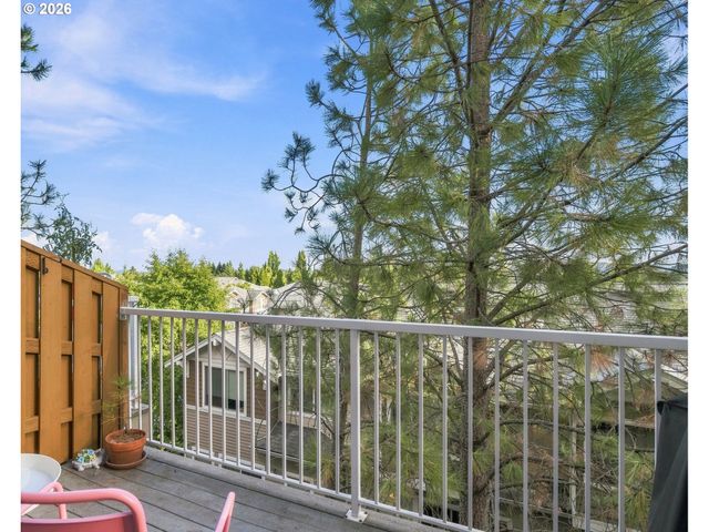 8680 Sw 147TH Ter 102, Beaverton, OR 97007