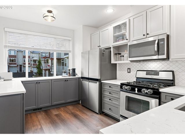 8680 Sw 147TH Ter 102, Beaverton, OR 97007