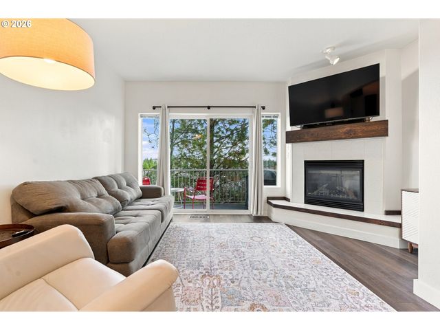 8680 Sw 147TH Ter 102, Beaverton, OR 97007