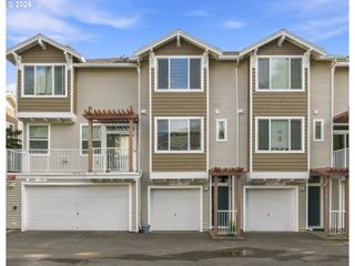 8680 Sw 147TH Ter 102, Beaverton, OR 97007
