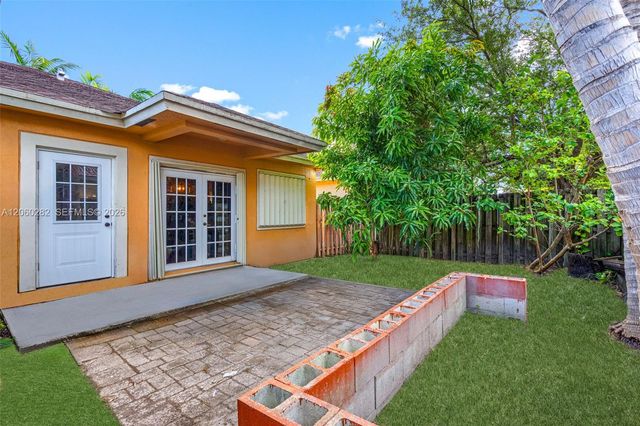 1523 SW 2nd Ct, Homestead, FL 33030