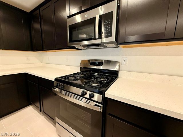 162 Hadley Heights Court, Henderson, NV 89011