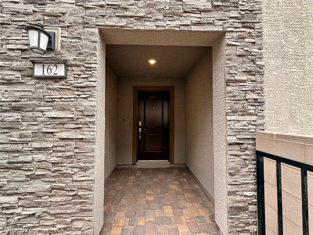 162 Hadley Heights Court, Henderson, NV 89011