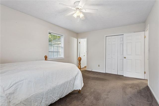 218 Terrebonne RD, Yorktown, VA 23692
