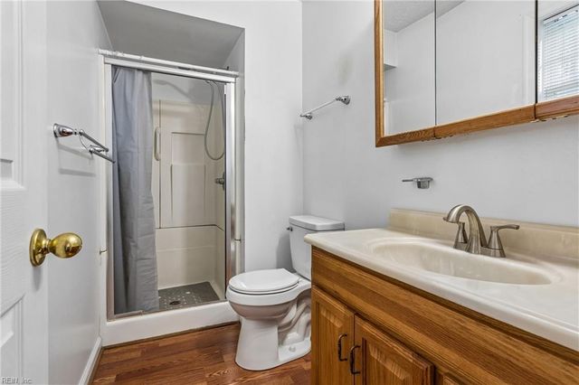 218 Terrebonne RD, Yorktown, VA 23692