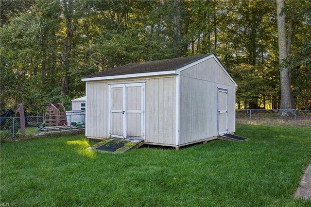 218 Terrebonne RD, Yorktown, VA 23692