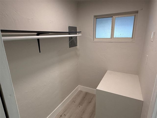 720 NE 7TH Street 5, Hallandale Beach, FL 33009