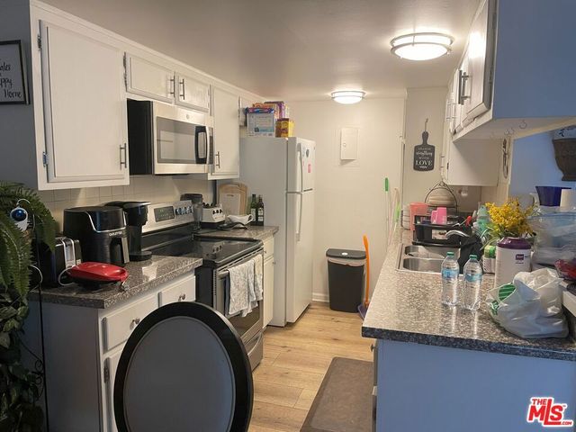 8649 Sunland Boulevard 5, Sun Valley, CA 91352