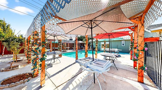 2720 Brooks Ct, Turlock, CA 95382