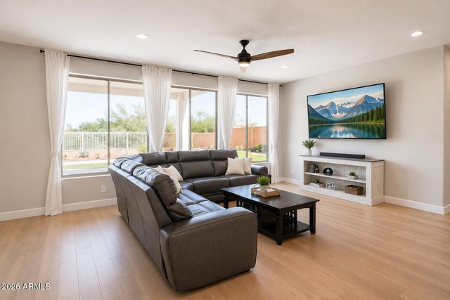 32840 N 43RD Street, Cave Creek, AZ 85331