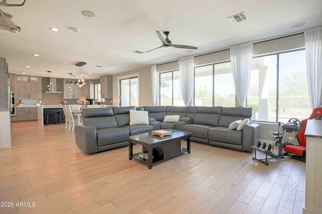 32840 N 43RD Street, Cave Creek, AZ 85331