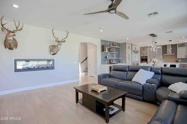 32840 N 43RD Street, Cave Creek, AZ 85331