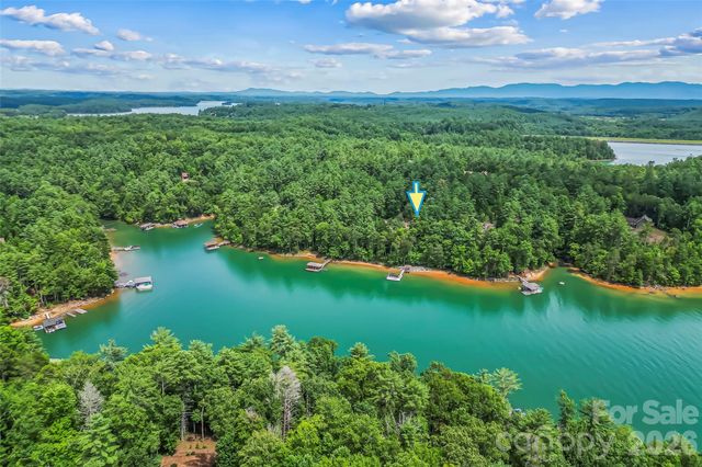 1814 Yellow Fork Trail E, Nebo, NC 28761