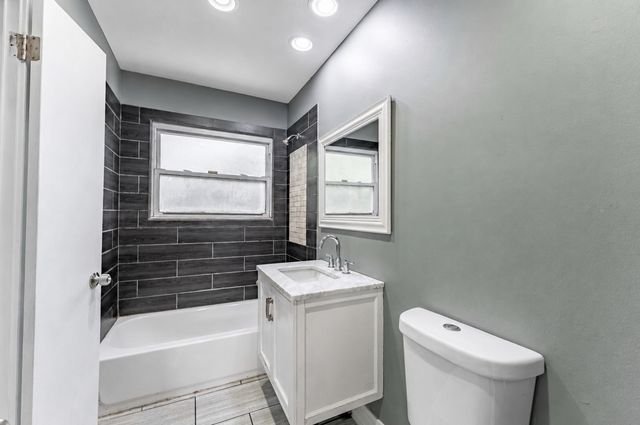 3610 W Benck Drive, Alsip, IL 60803