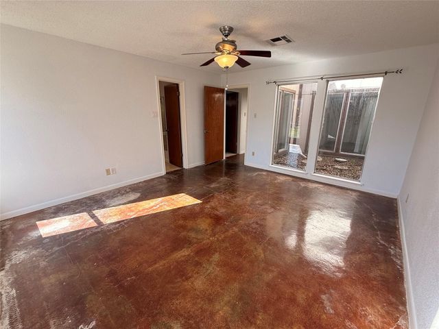 15826 Stonehaven Drive, Houston, TX 77059