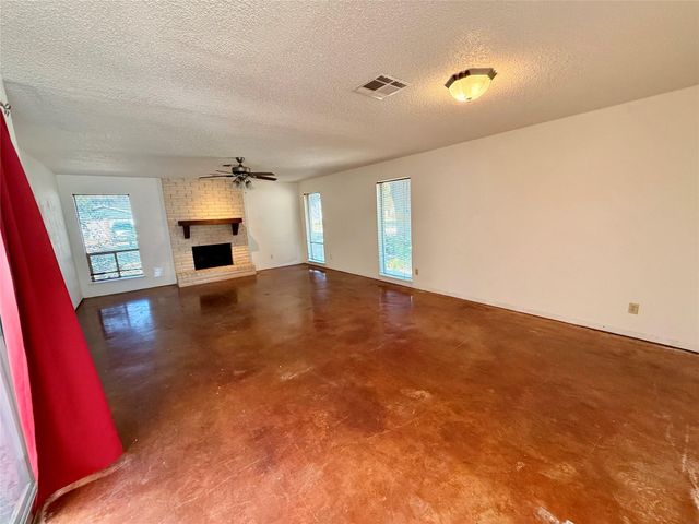 15826 Stonehaven Drive, Houston, TX 77059