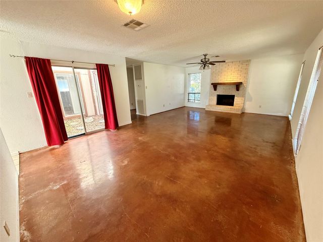 15826 Stonehaven Drive, Houston, TX 77059