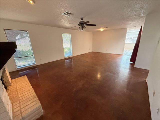 15826 Stonehaven Drive, Houston, TX 77059