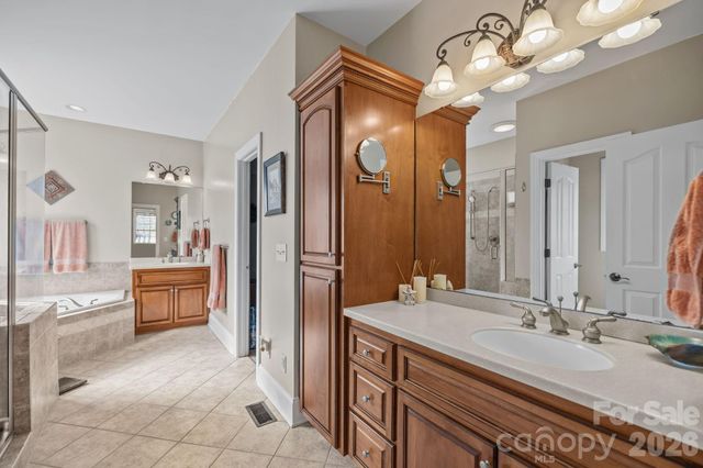 6120 Four Wood Drive, Matthews, NC 28104